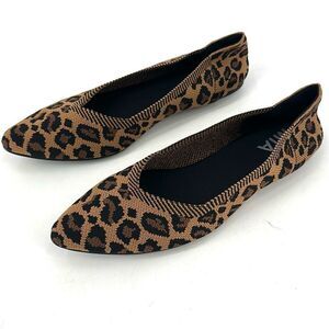 NWOT Mia Women's 1889 Animal Print Pointed Toe Ballet Flats‎ Brown Size 6.5